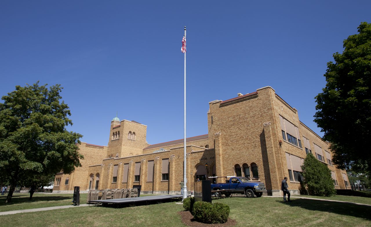 Featured image for Schools Take Drastic Measures to Address Loaded Gun Incidents