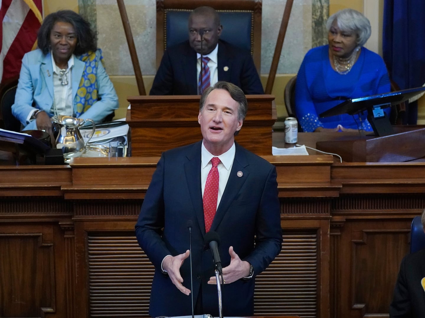 Featured image for "Virginia Lawmakers and Youngkin Reach Agreement to Avert Budget Crisis and Address Key Amendments"