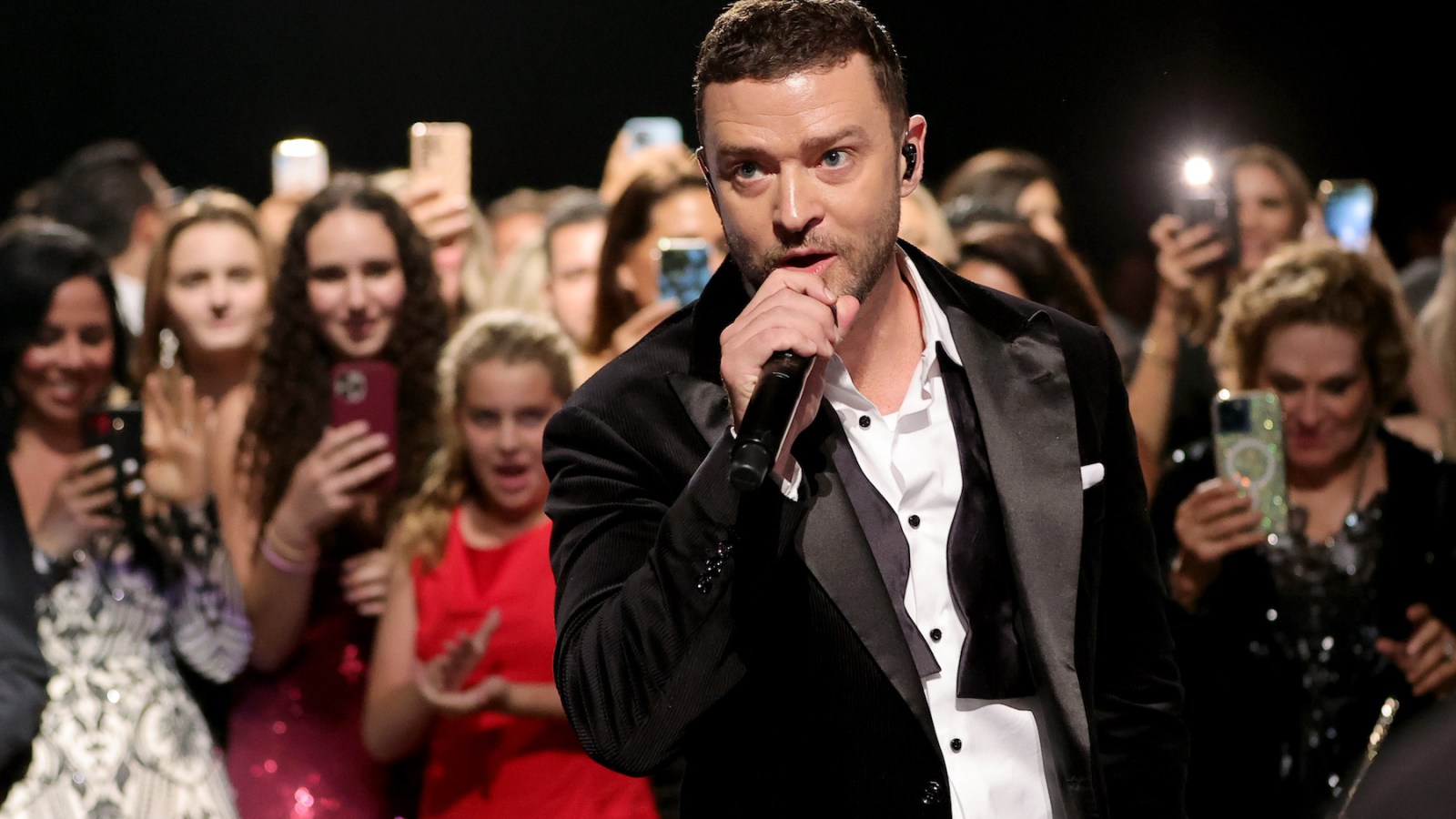 "Justin Timberlake Unveils 'Selfish' at Intimate Memphis Gig, Teases New Album"