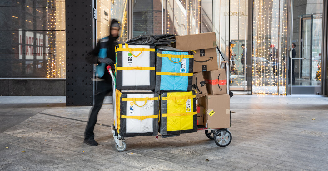 Featured image for The Rising Concern of Americans' Pay-Later Debt