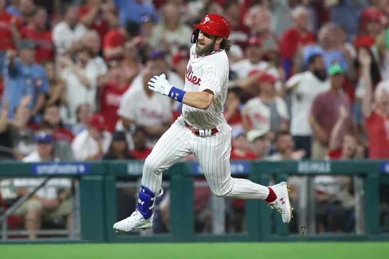 Featured image for "Bryce Harper's Inside-the-Park Home Run Propels Phillies to Victory over Giants"