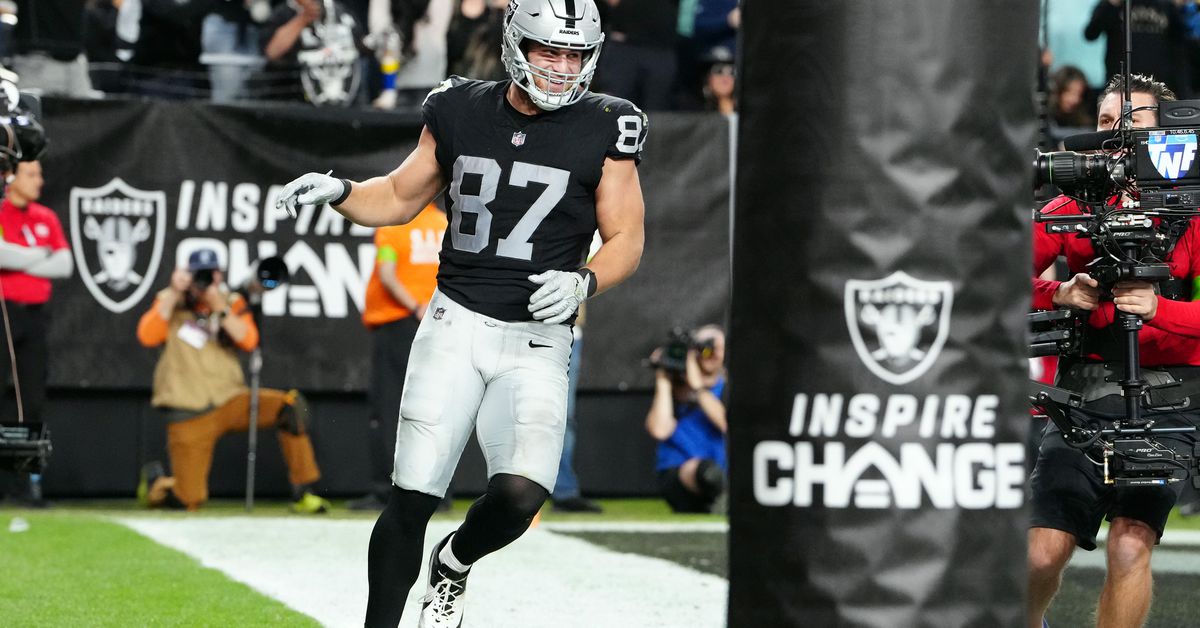 Featured image for Raiders' TE Michael Mayer Returns to Practice Ahead of Dolphins Clash