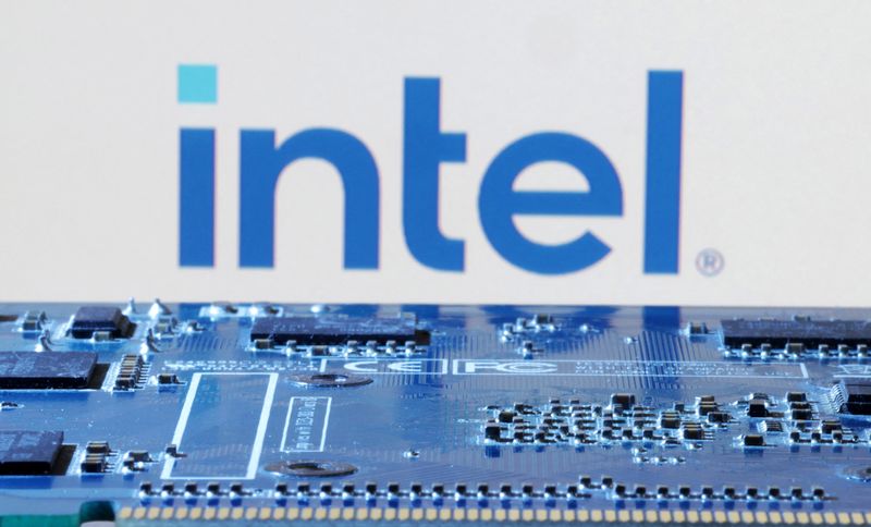 "China Blocks U.S. Chip Usage in Government Computers, Impacting Intel and AMD"