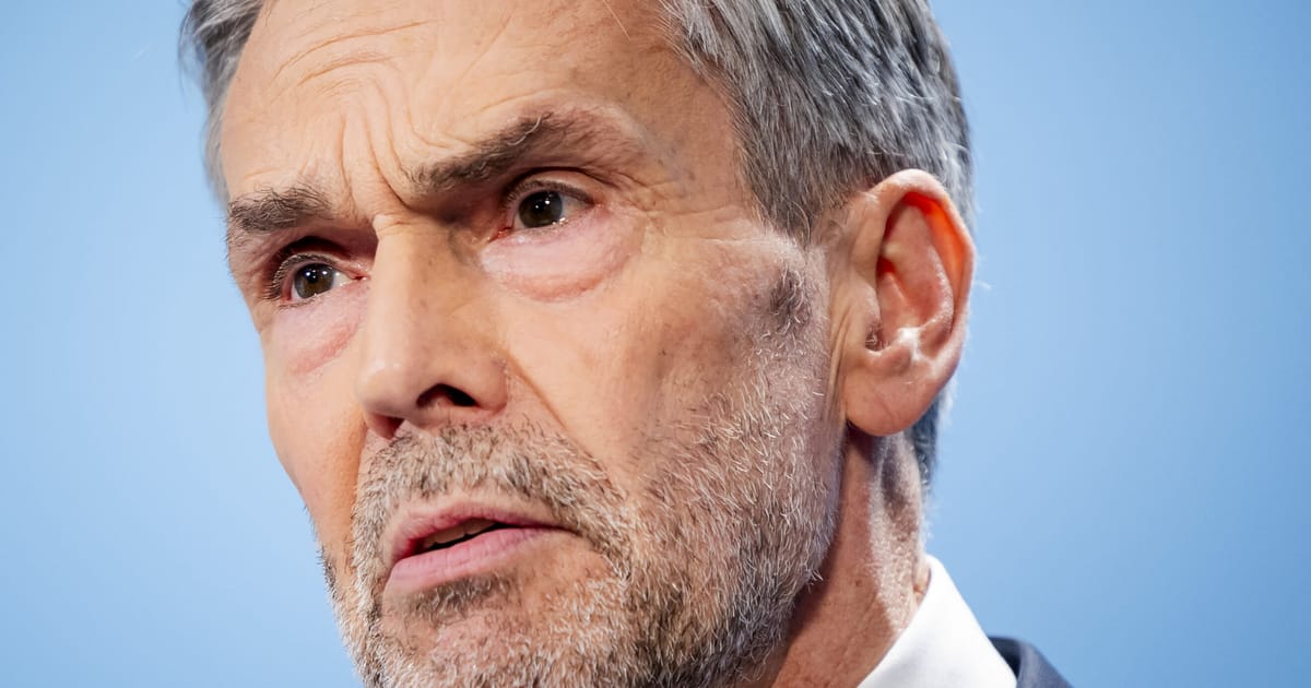 Dutch PM to Miss COP29 Amid Amsterdam Soccer Violence Investigation