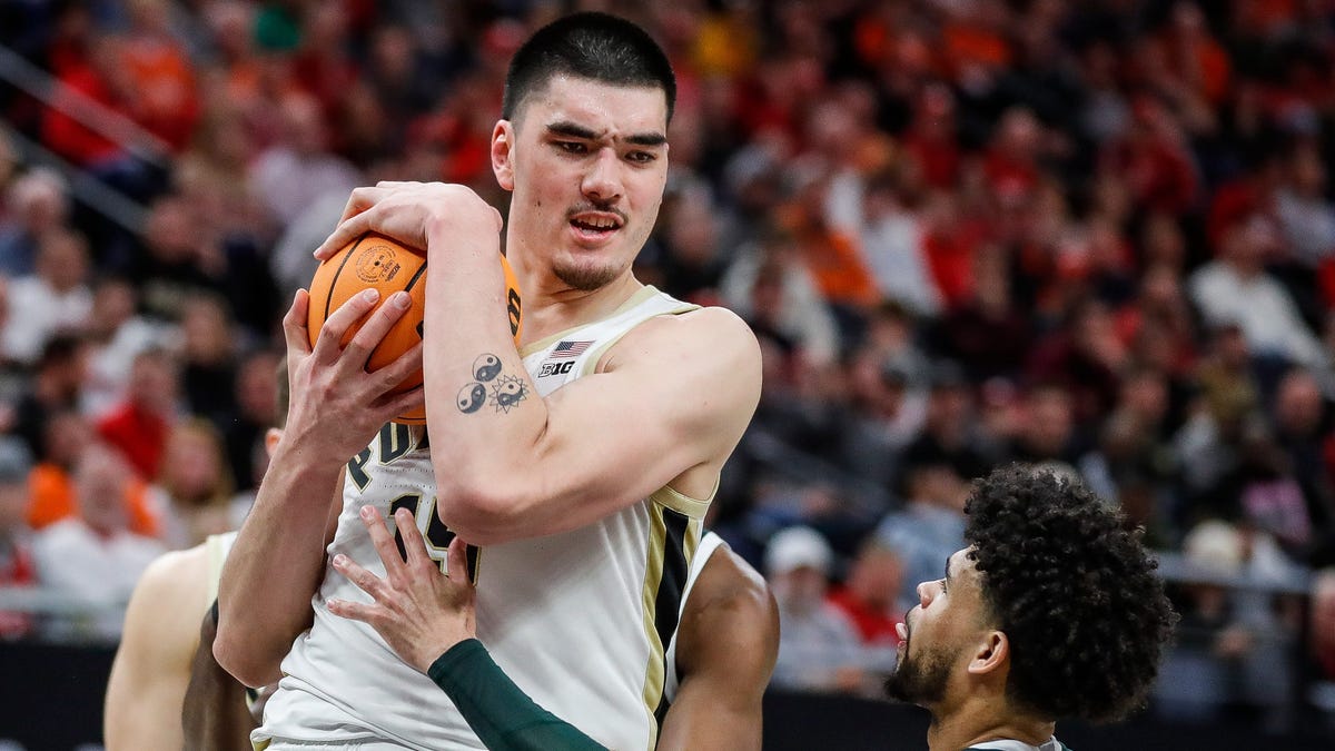 "2024 March Madness: Live Scores, Updates, and How to Stream NCAA Tournament"
