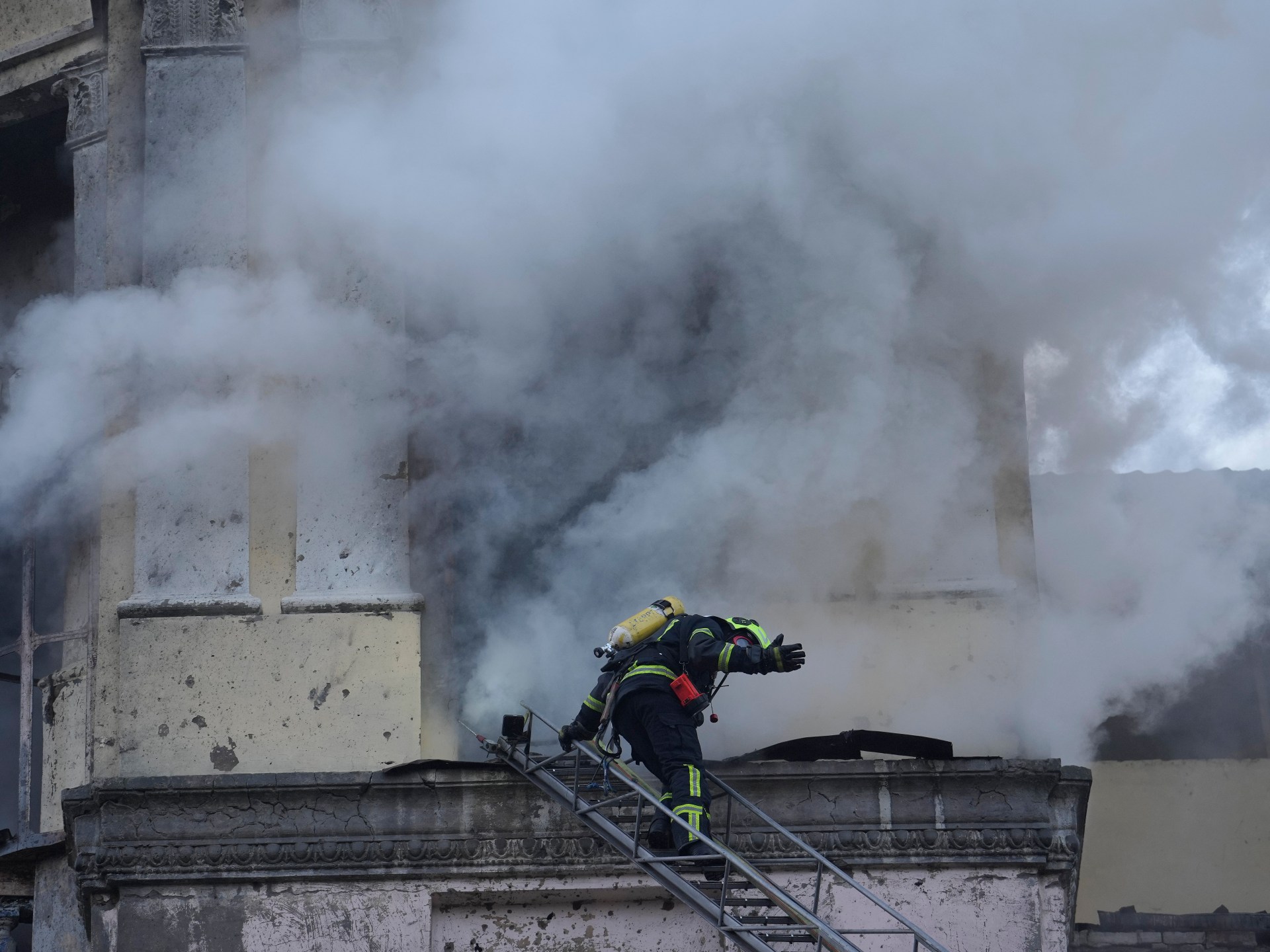 "China's Special Envoy Highlights 'Significant Gap' in Ukraine-Russia Peace Talks"