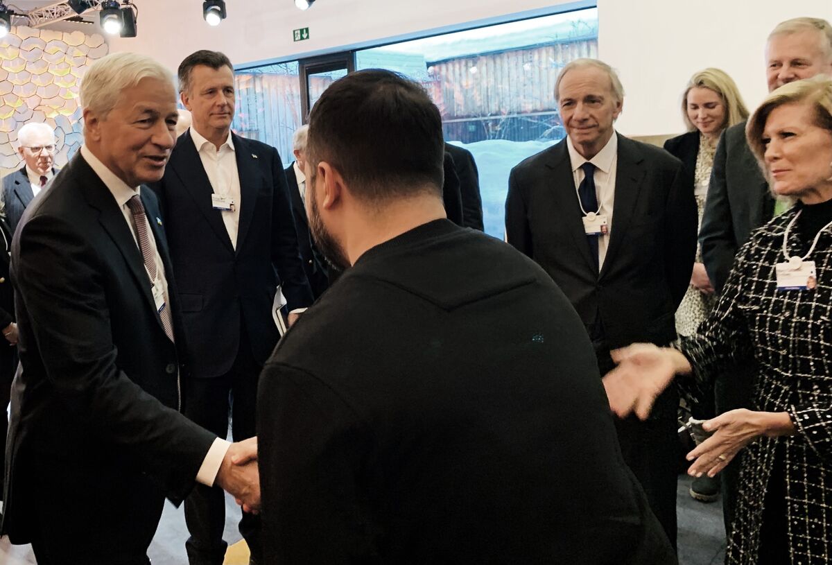 Featured image for "Global Diplomacy: Zelenskiy's Peace Efforts and International Reactions"