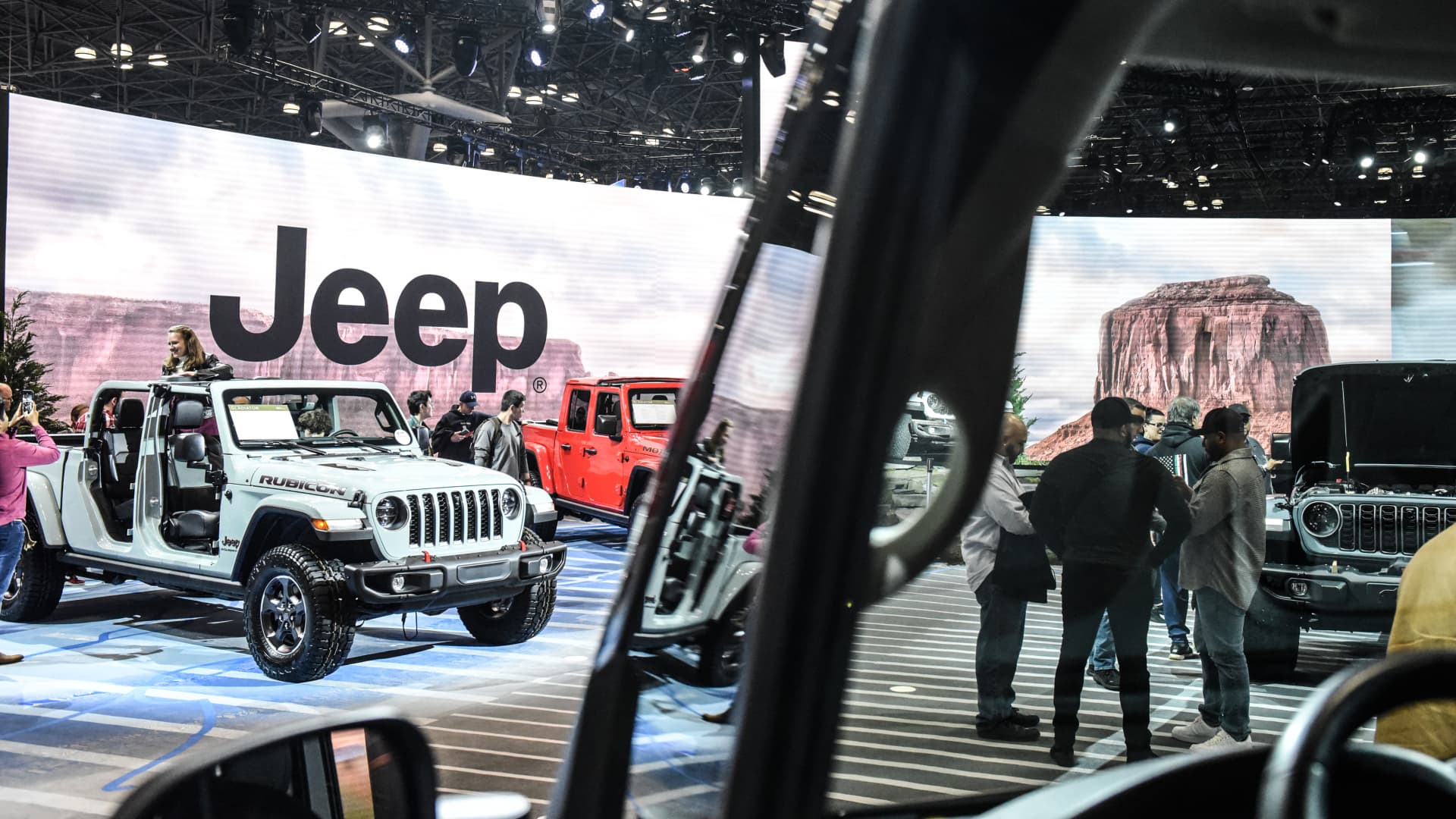 Stellantis sees Q1 revenue boost as chip supply improves.