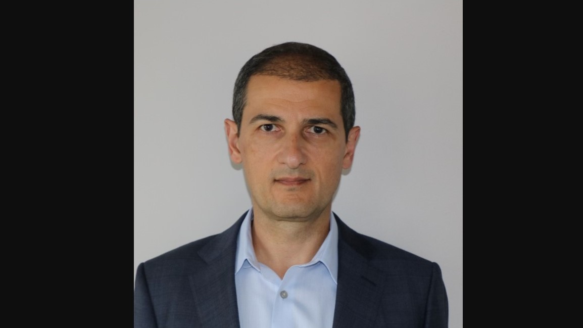 Featured image for Goldman Sachs MD Departs for Desert Wealth Fund Amidst Crisis