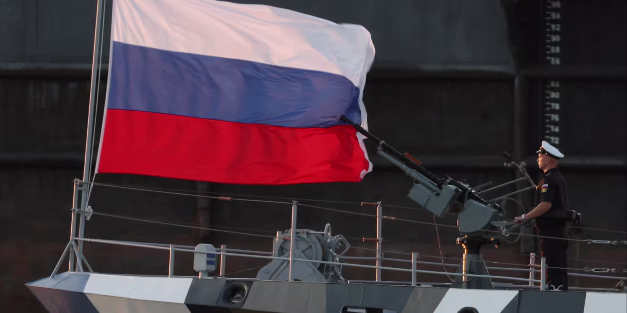 Featured image for Russian Warships Spotted Near Taiwan's Coast