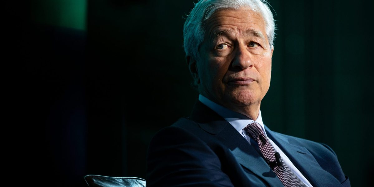 Featured image for Jamie Dimon's Firing Sparks Family Concerns About Future