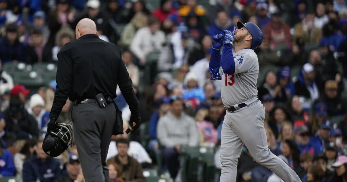 Dodgers Dominate Cubs with Muncy and Outman's Home Runs.