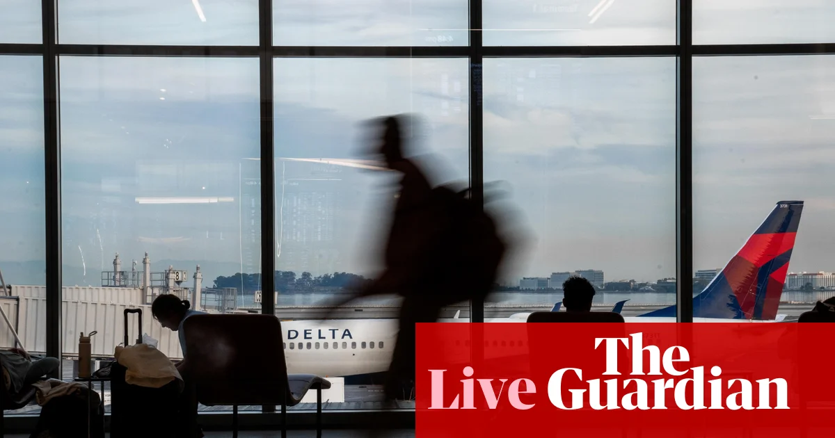 Featured image for Senate Approves Shutdown End Amid Democratic Divisions