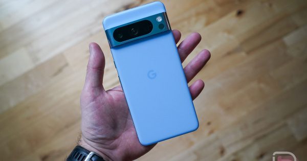 "Google Offers Massive Discounts on Pixel 8 Pro and Pixel Fold"