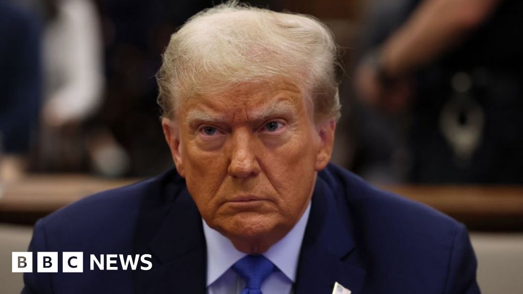 "Trump's New York Fraud Trial Concludes with High-Stakes Closing Arguments"