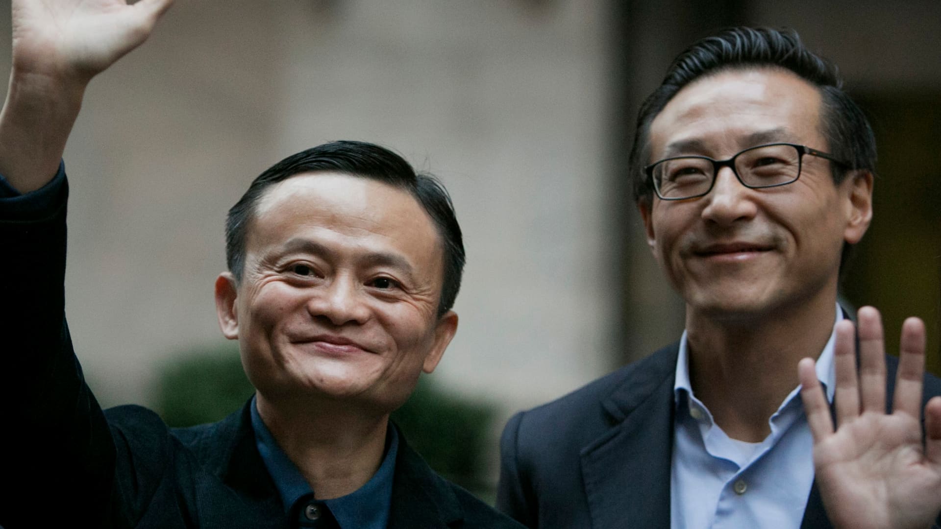 Featured image for Alibaba Co-Founders' $200 Million Share Purchase Boosts Stock