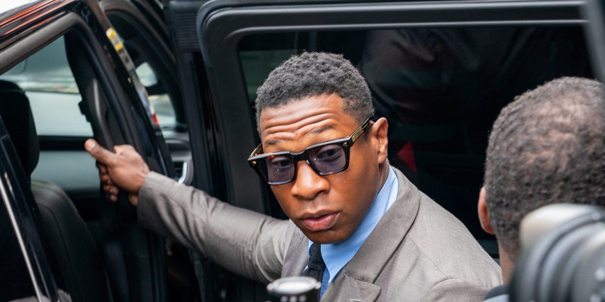 "Jonathan Majors' Legal Battle: The Latest on Marvel Actor's Sentencing and PR Crisis"