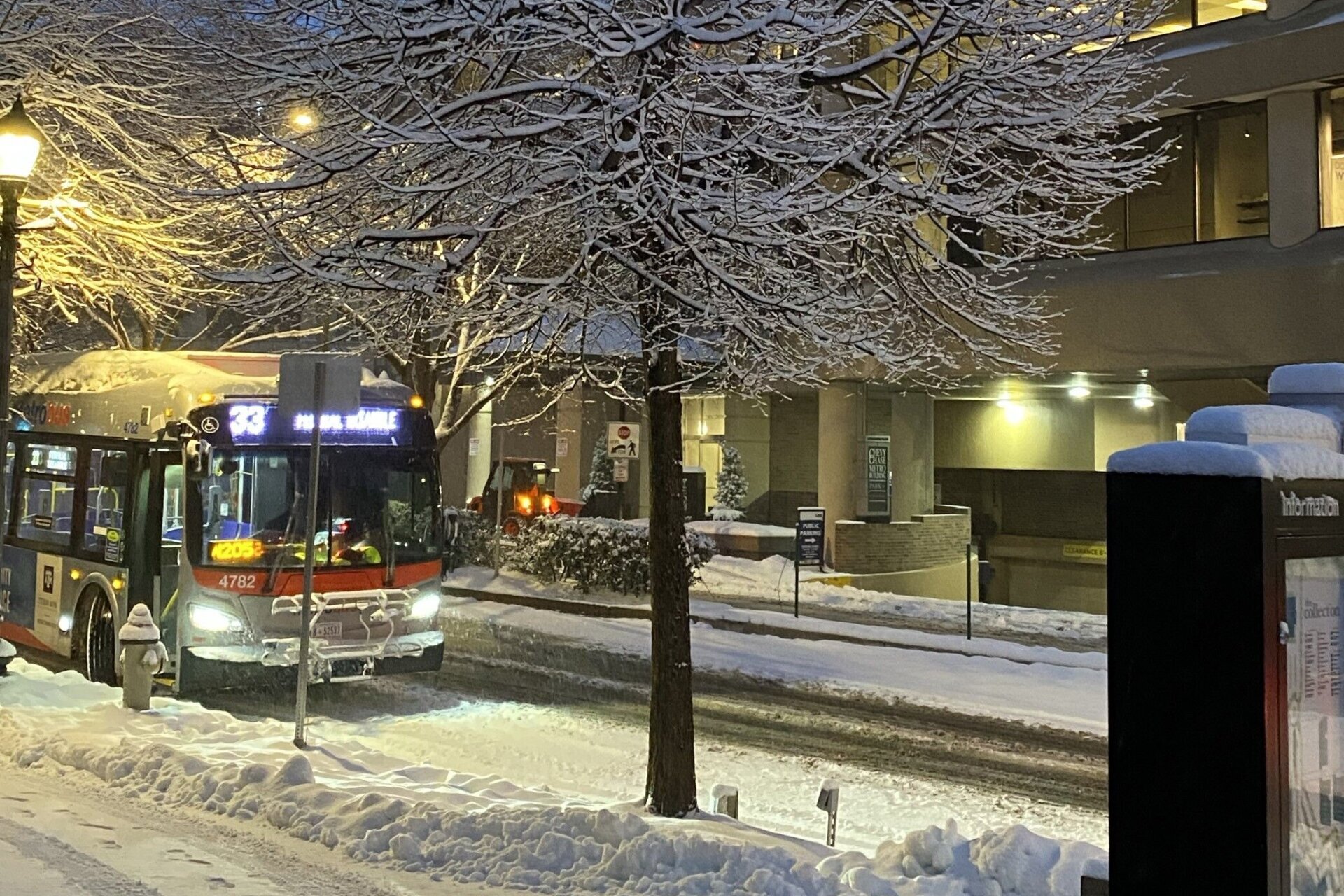 "DC-Area Commute Complicated by Snowy Roads and Winter Weather Advisory"