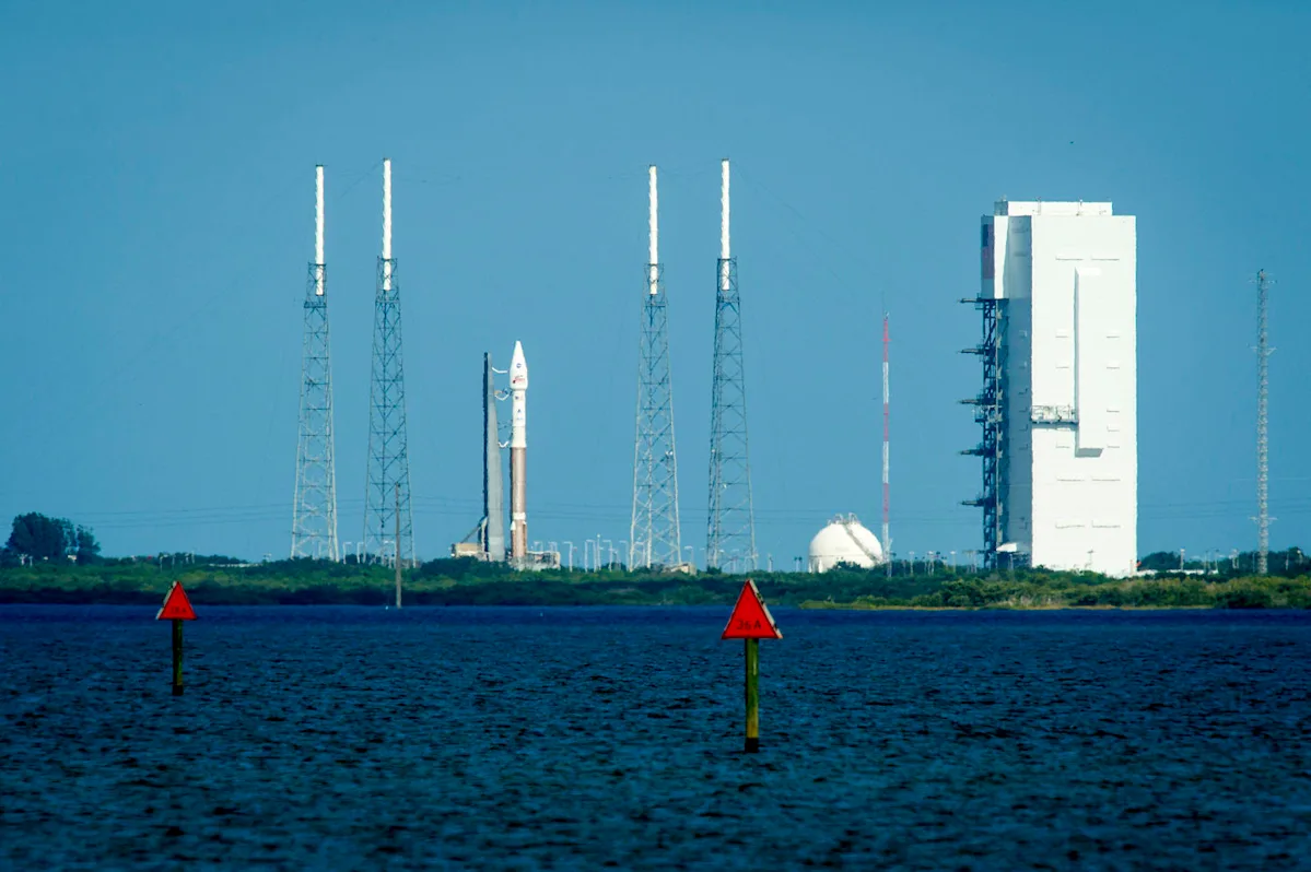 Featured image for NASA Mars Orbiter Possibly Out of Commission