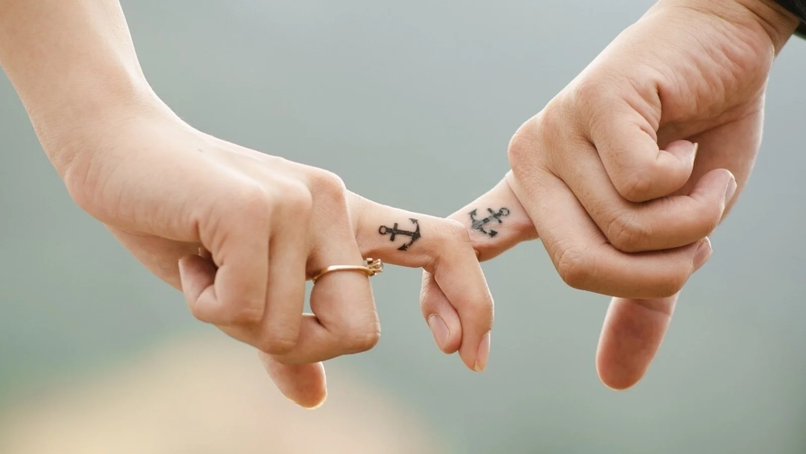 Featured image for "January 7, 2024 Horoscope: Love Delays, Health Alerts, and Gemini's Luck"