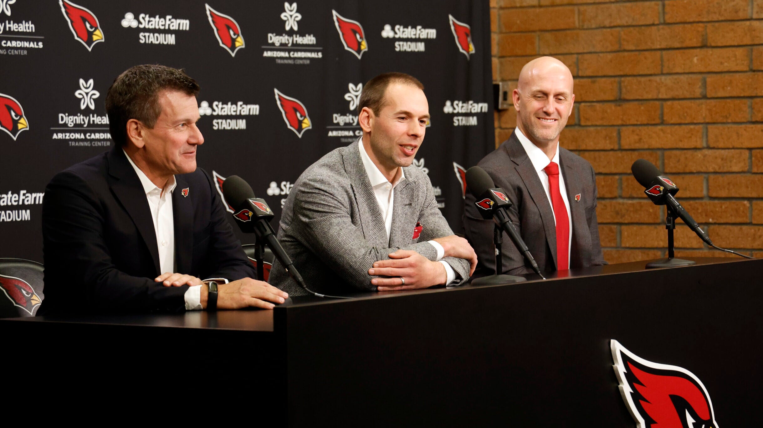 "Arizona Cardinals' Pre-Draft Needs and Trade Talk for No. 3 Pick"