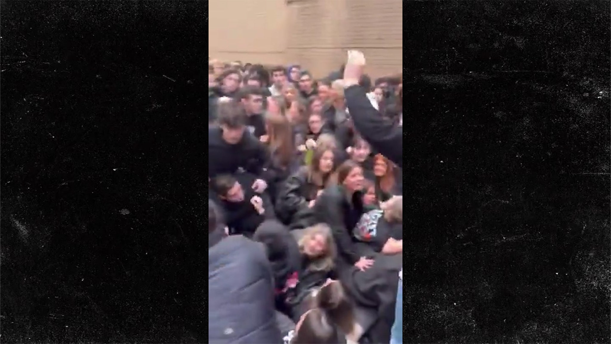 "Rivalry Ignited: Chaos and Class in Georgetown-Providence Basketball Showdown"