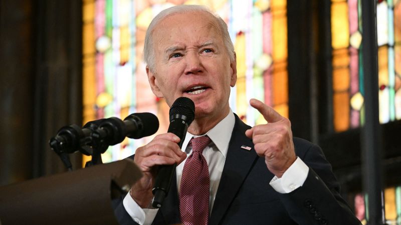 "Biden Faces Disruptions in South Carolina Visit"
