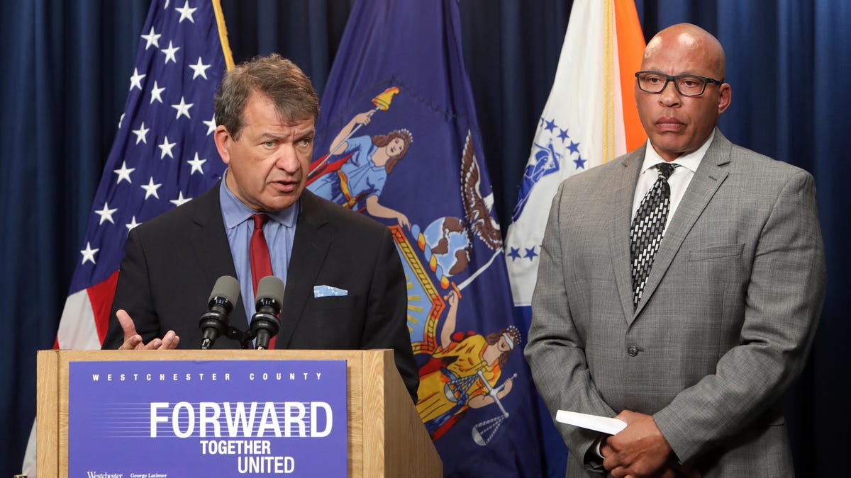 Unlicensed Teen Driver Causes Fatal Crash Killing 5 Children in New York