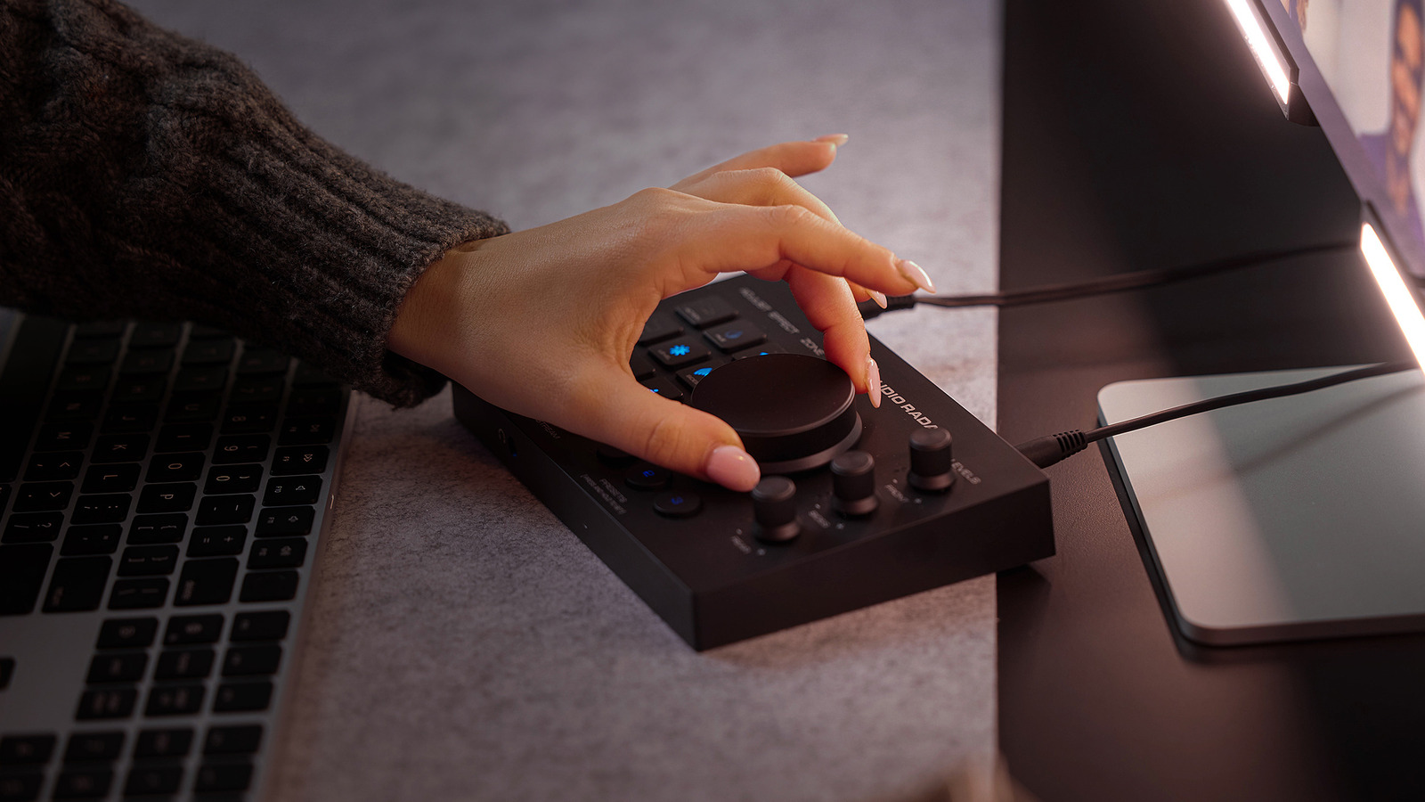 "Cutting-Edge Tech Trends of 2024: Gadgets, Innovations, and Health Tech"