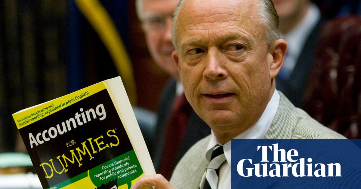 South Carolina comptroller to step down following $3.5B accounting error.