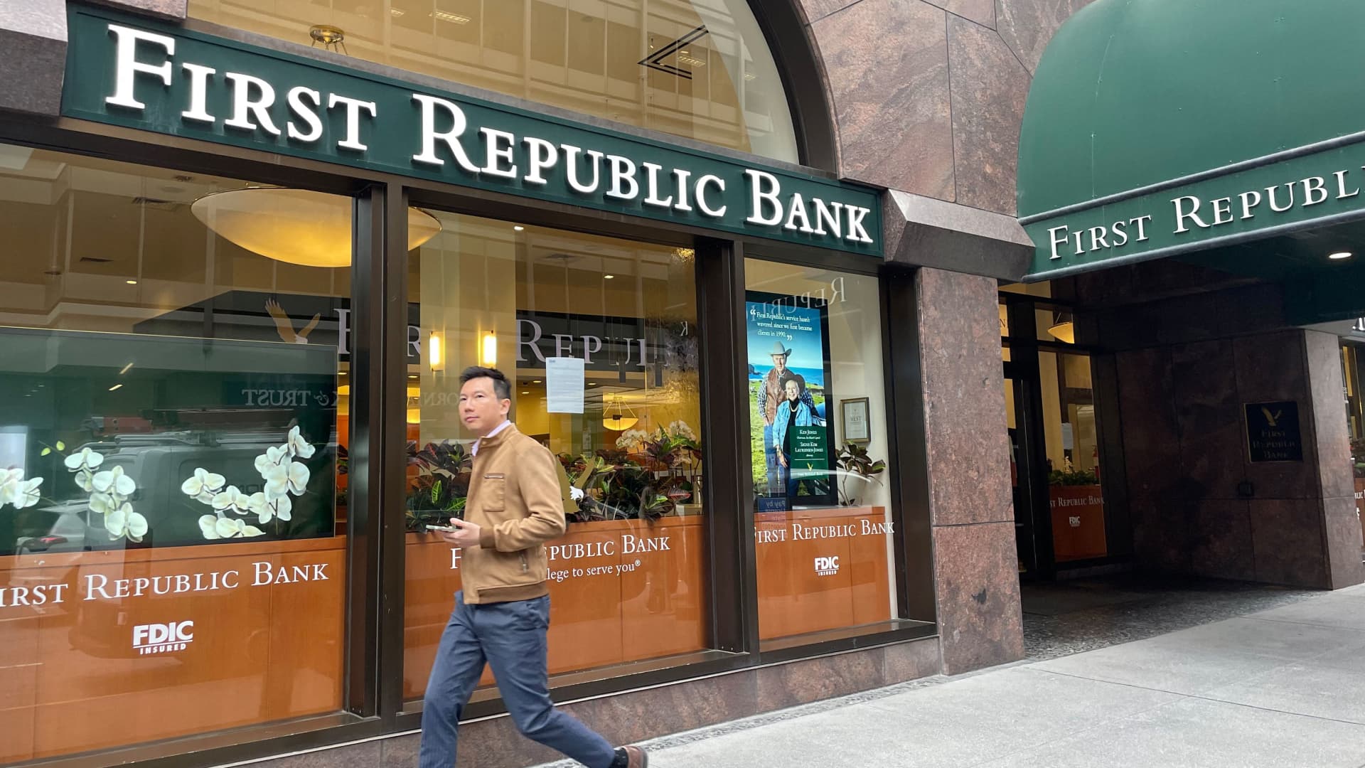 "Banking Crisis: Limited Options and Fed's Next Move"