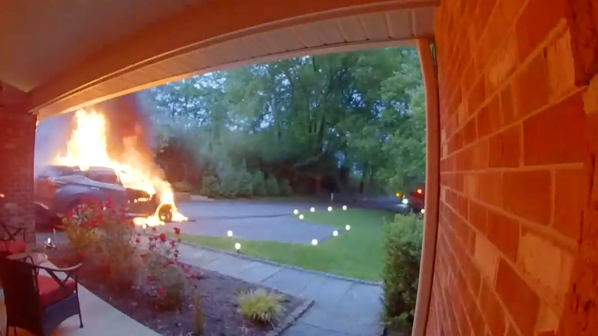 Featured image for "Nissan Investigates SUV Fire Incident: Watch the Video"