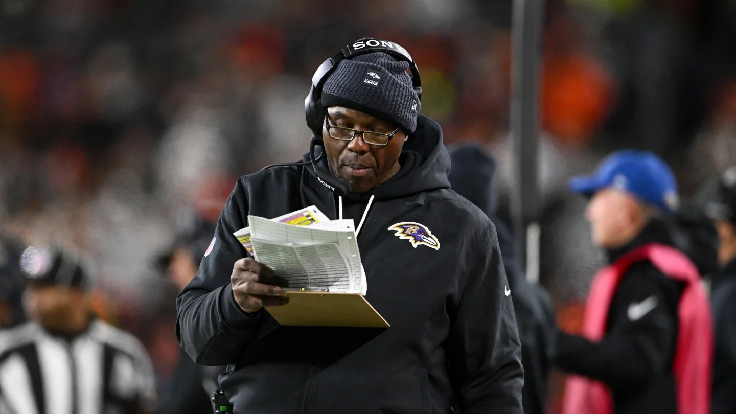 Browns hire Warhop as OL coach, reuniting with Monken