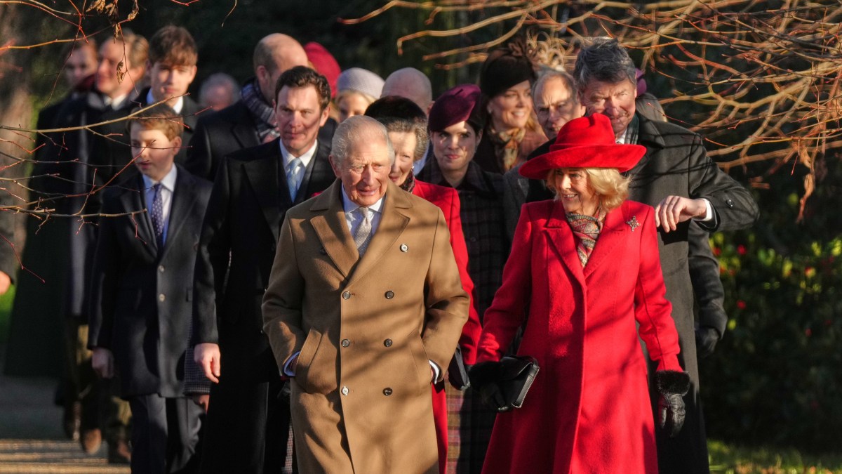 Featured image for Royal Family Celebrates Christmas Day with Church Service and Walks