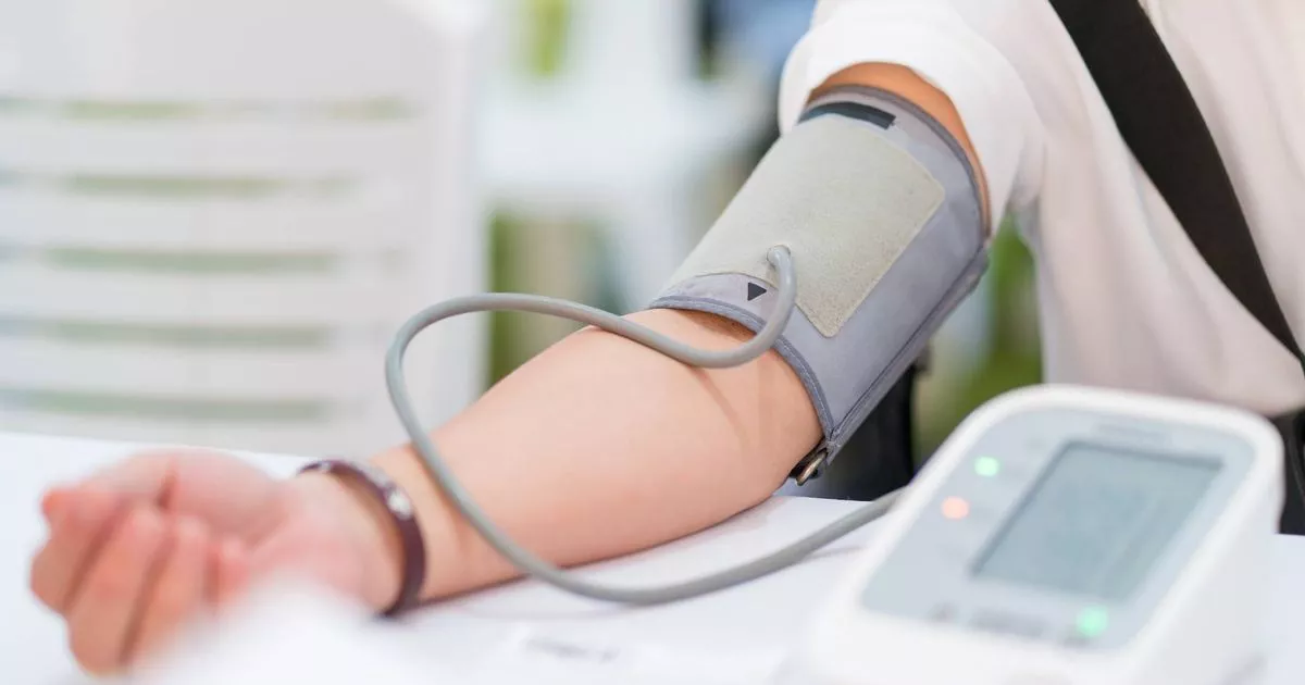 Featured image for Experts Highlight Drink That Lowers Blood Pressure and Boosts Brain Health