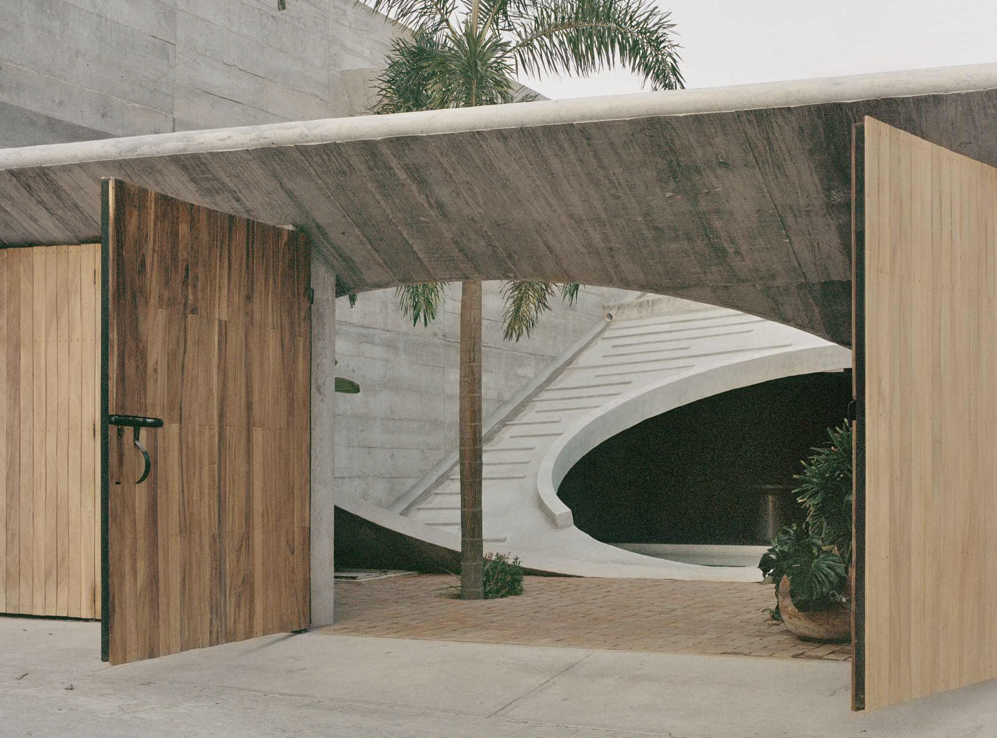 "Exploring the Innovative Designs of Ludwig Godefroy Architecture"