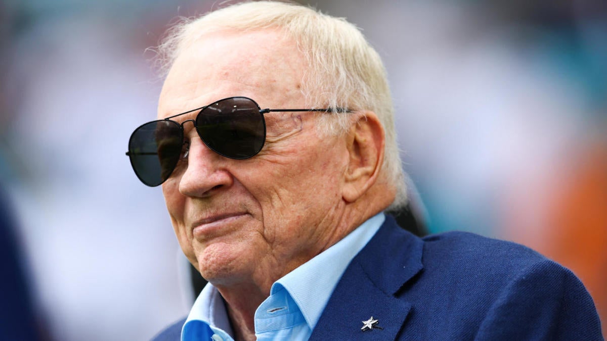 "Jerry Jones Reflects on Painful Loss to Packers as Cowboys Face Offseason Questions"