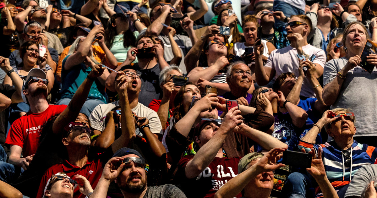 Featured image for "Eclipse Eye Safety: Understanding Symptoms and Risks"