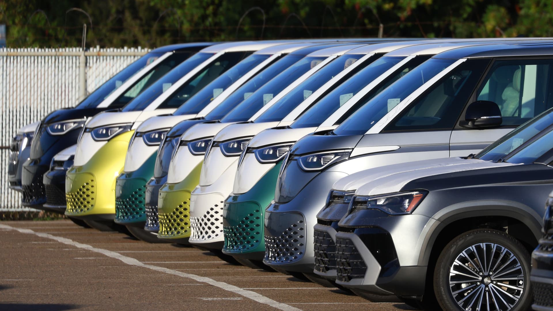 Featured image for EU Plans to Eliminate Tariffs on U.S. Goods to Reduce Auto Duties