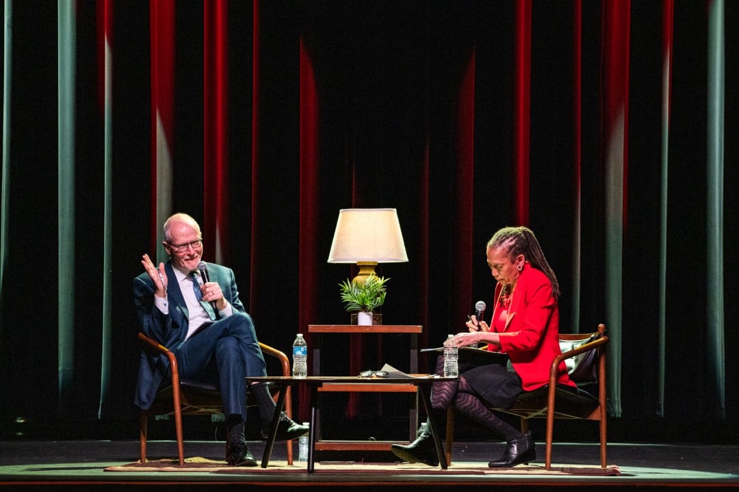 Chicago Mayoral Race: Vallas Promises to Fire CTA Boss and Bring Back Retired Cops.