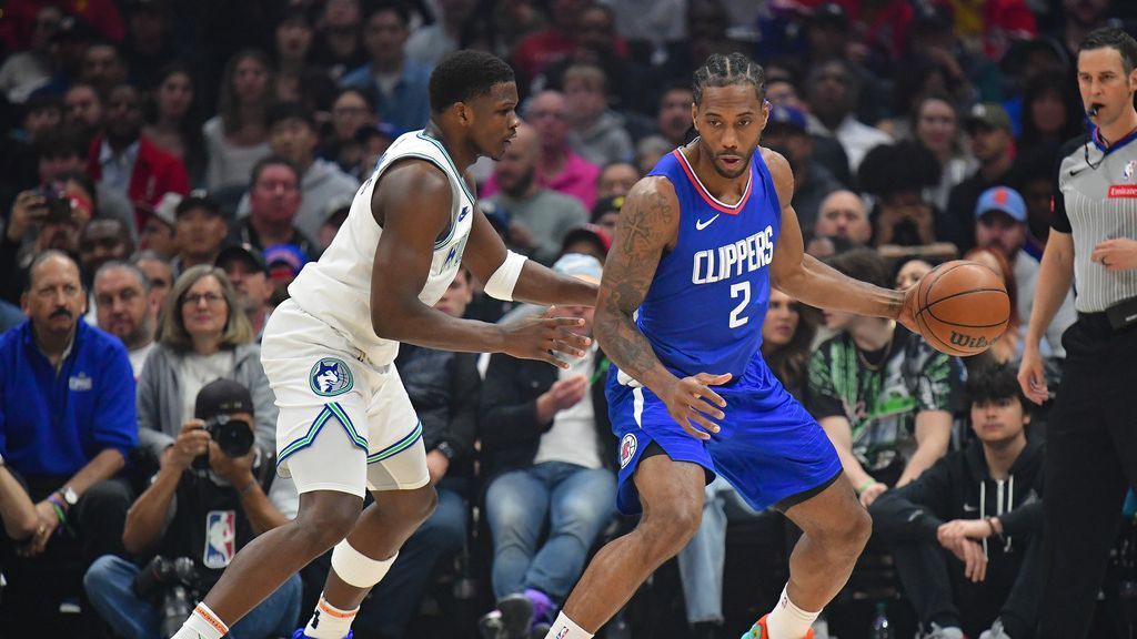 Featured image for "Kawhi Leonard's Injury Spurs Timberwolves' 118-100 Victory Over Clippers"