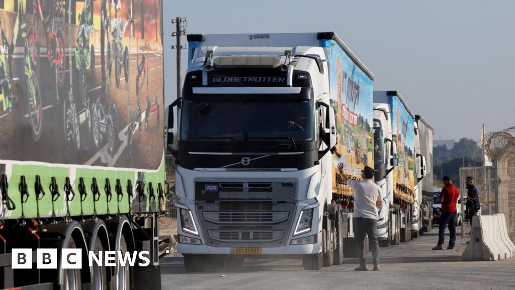 UN Halts Gaza Aid Amid Security Concerns and Blockades