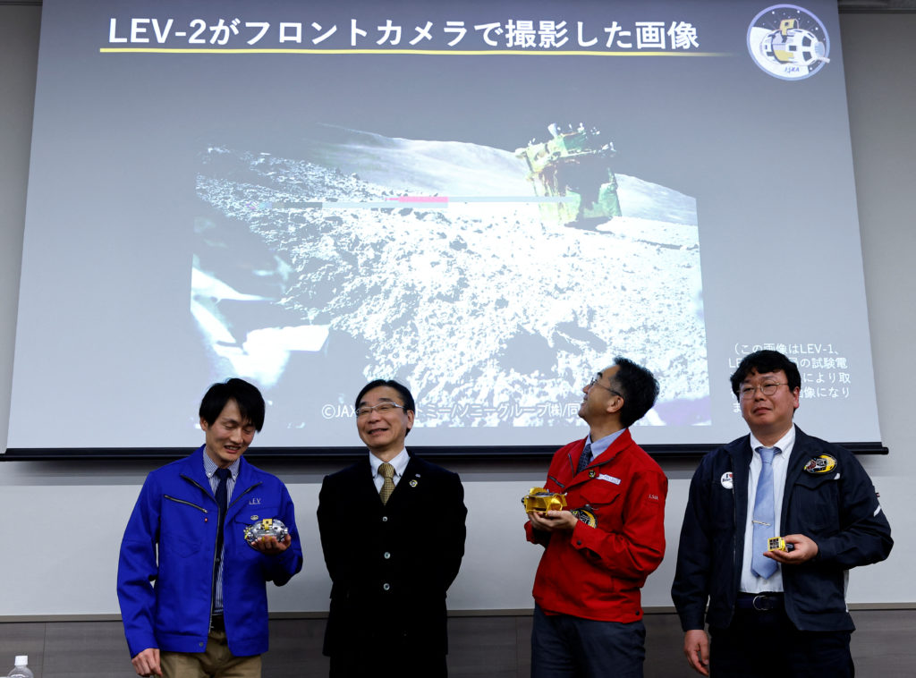 Featured image for "Japan's Upside-Down Moon Landing: Unveiling the Unexpected Lunar Position"