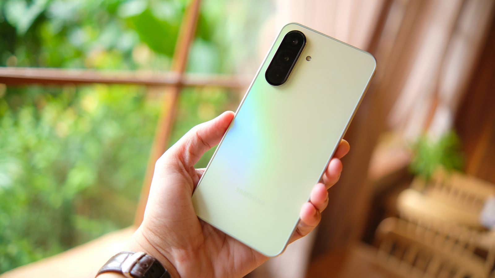 Featured image for Top Android Phones to Avoid in 2025 and Better Alternatives