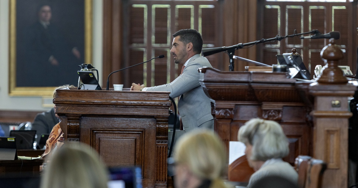 Featured image for "Outside Lawyer Reveals Ken Paxton's Full Approval of Nate Paul Investigation"