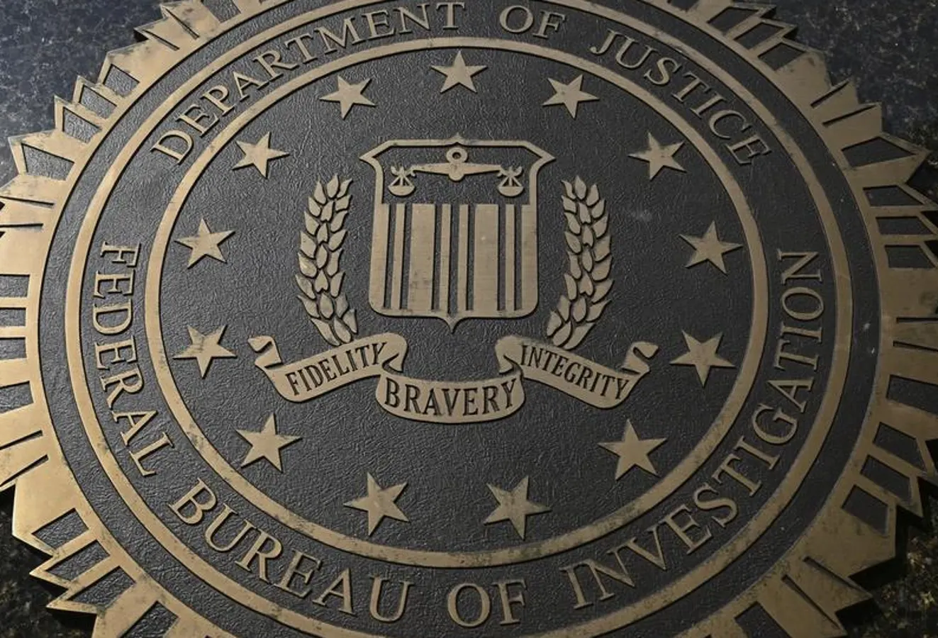 FBI and Police Alert Shoppers to Online Scam Risks