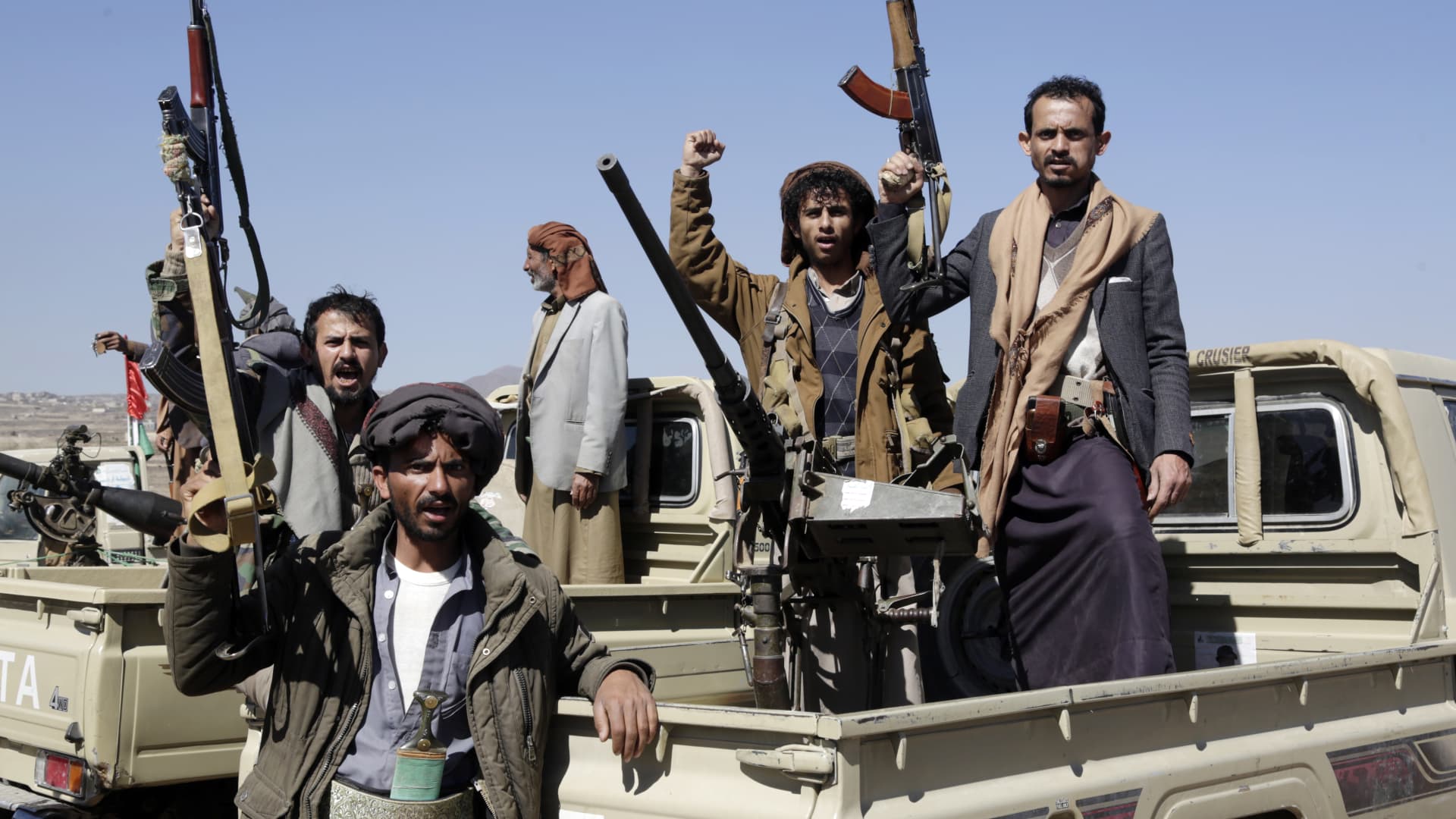 "Houthis Escalate Conflict with U.S. Despite Military Imbalance"