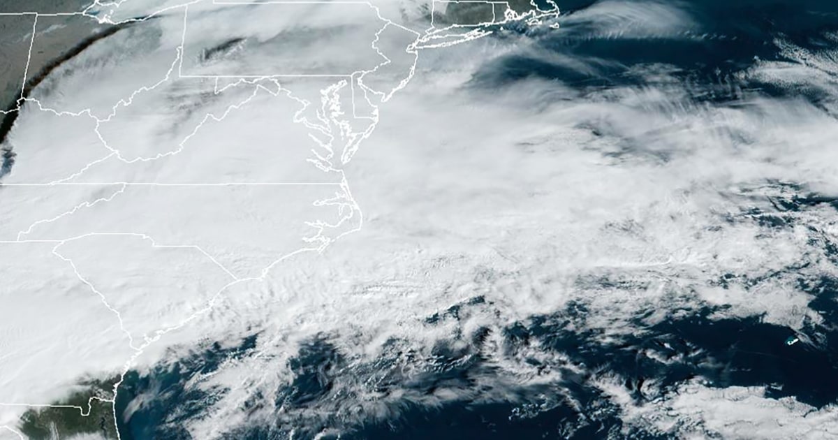 "Northeast Braces for Nor'easter: Heavy Snow, Flooding, and Potential Power Outages"