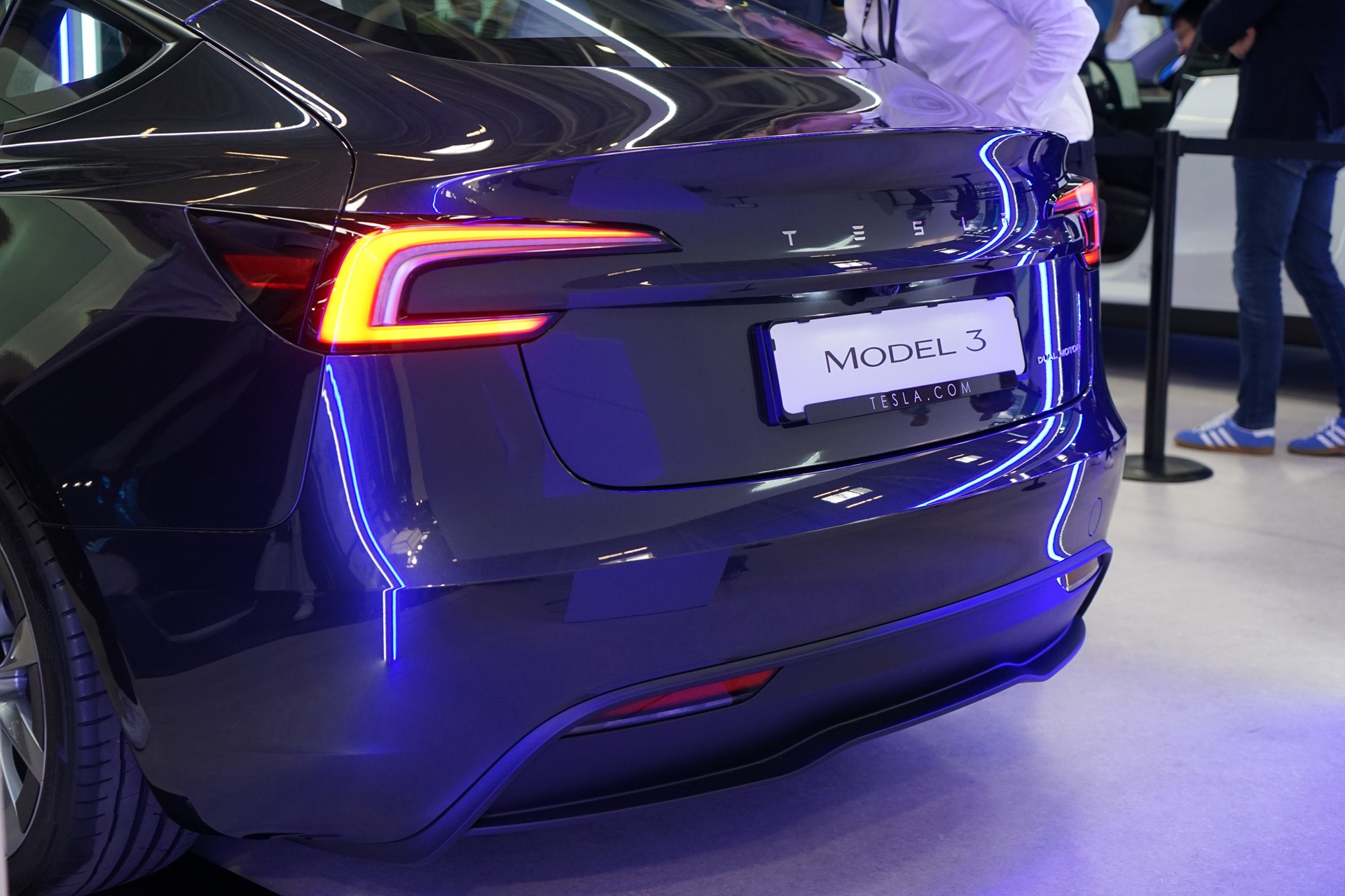 Tesla's Q3 Results Set the Stage for December Upside, Analysts Remain Bullish