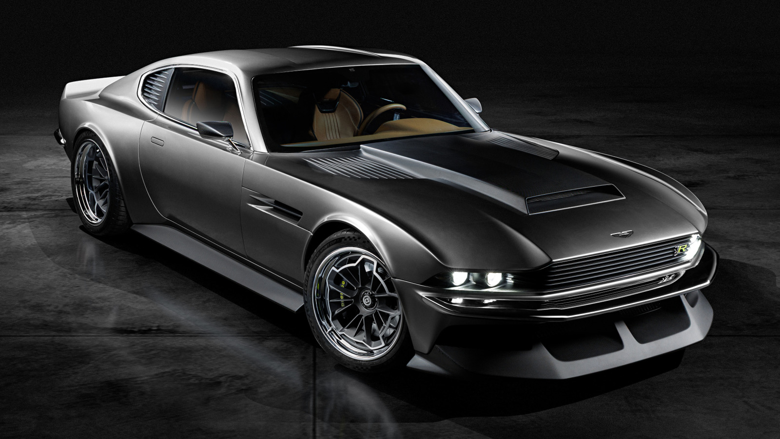 Featured image for Ringbrothers Unveil the 805-HP Carbon-Fiber Aston Martin DBS 'Octavia'